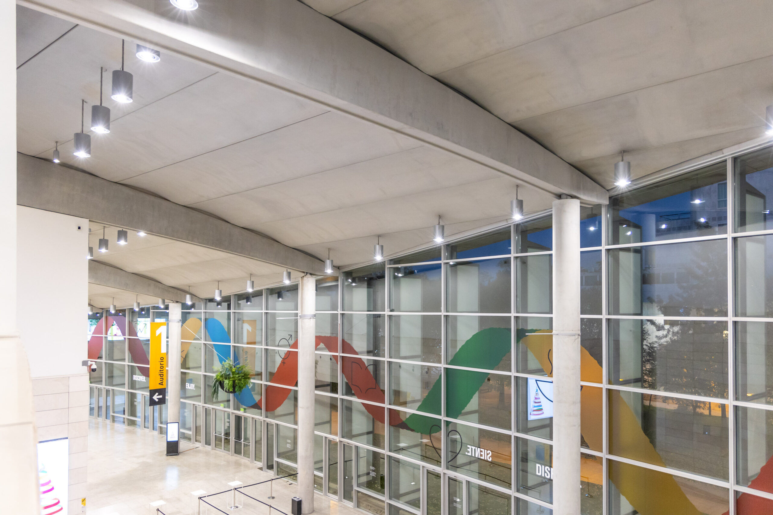 Marc Martí cartelería Palacio de Congresos Valencia